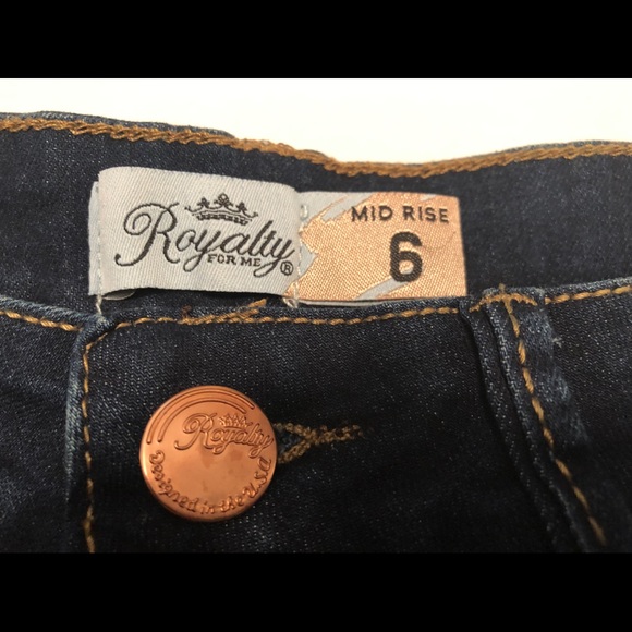 Denim Shorts (NWOT) - Picture 3 of 5